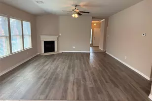 2204 Scott Creek Dr, Little Elm, TX 75068 - Photo 10