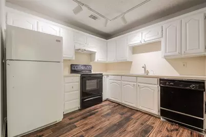 244 W McFarland Street #246D, Bells, TX 75414 - Photo 2