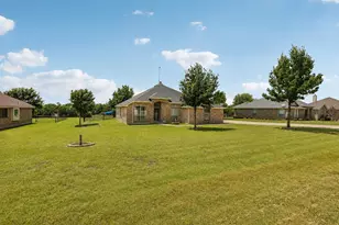 10009 Kildee Trl, Sanger, TX 76266 - Photo 4