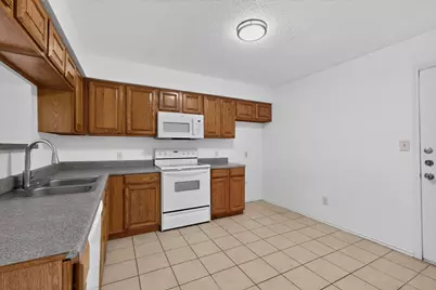 2105 W Walnut Street #A,B,C,D, Garland, TX 75042 - Photo 14