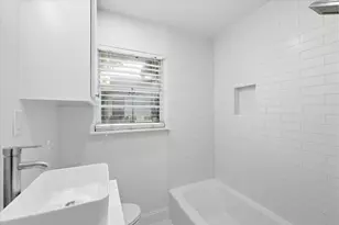 6607 E Mockingbird Ln, Dallas, TX 75214 - Photo 20