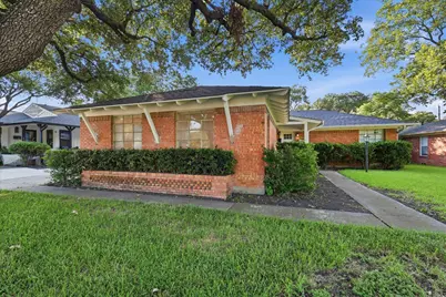 6607 E Mockingbird Lane, Dallas, TX 75214 - Photo 1