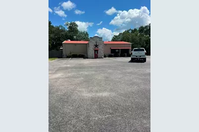 704 E Royall Boulevard, Malakoff, TX 75148 - Photo 1