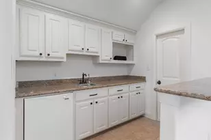 3917 Maggies Mdw, Denton, TX 76210 - Photo 30