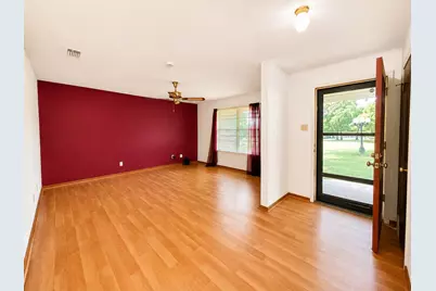 536 E 4th Street, Joshua, TX 76058 - Photo 6