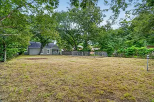 2512 Marigold Ave, Fort Worth, TX 76111 - Photo 30