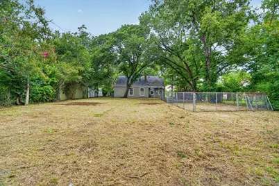2512 Marigold Avenue, Fort Worth, TX 76111 - Photo 32