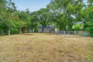 2512 Marigold Ave, Fort Worth, TX 76111 - Photo 32