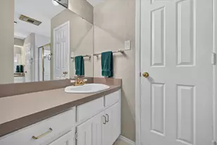 10113 Locksley Dr, Benbrook, TX 76126 - Photo 16