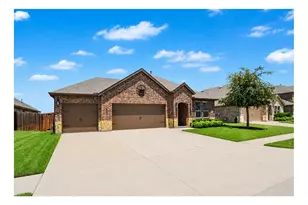 4016 Woodford Dr, Forney, TX 75126 - Photo 2