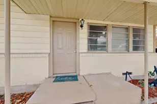 1612 Dent St, Garland, TX 75042 - Photo 4