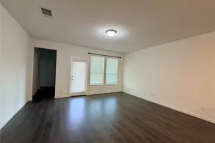166 Camelia St, Garland, TX 75043 - Photo 4