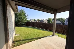 166 Camelia St, Garland, TX 75043 - Photo 12