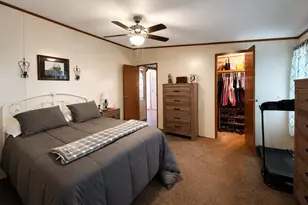 305 S Ewing St, Boyd, TX 76023 - Photo 10