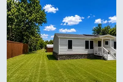 305 S Ewing Street, Boyd, TX 76023 - Photo 4