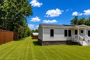 305 S Ewing St, Boyd, TX 76023 - Photo 4