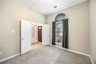 949 Chestnut Ln, Saginaw, TX 76179 - Photo 6