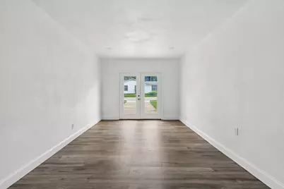 4233 Quails Lane, Fort Worth, TX 76119 - Photo 14