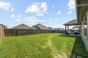 2233 Burning Bush Ln, Waxahachie, TX 75167 - Photo 32