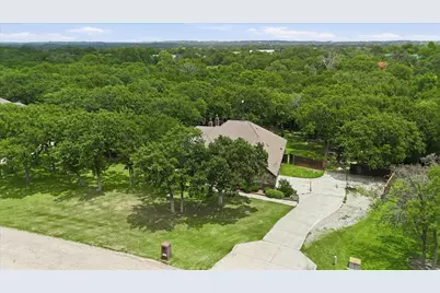 145 Foxpointe Circle, Weatherford, TX 76087 - Photo 4