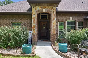 145 Foxpointe Circle, Weatherford, TX 76087 - Photo 2