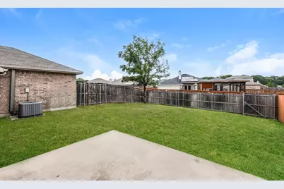 610 Canvas Court, Lancaster, TX 75146 - Photo 18