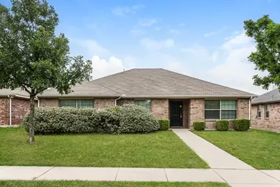 610 Canvas Court, Lancaster, TX 75146 - Photo 1