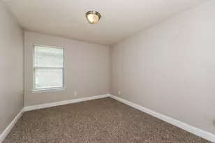 610 Canvas Ct, Lancaster, TX 75146 - Photo 12