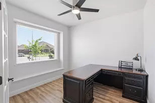 1433 Mesa Crest Dr, Fort Worth, TX 76052 - Photo 10