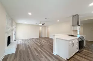 4909 Loch Lomond Dr, Waco, TX 76710 - Photo 4