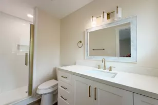 4909 Loch Lomond Dr, Waco, TX 76710 - Photo 10