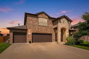 1209 Alnwick Ln, Saginaw, TX 76131 - Photo 2