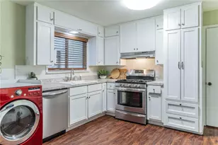 302 Case St, Weatherford, TX 76086 - Photo 8