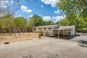 302 Case St, Weatherford, TX 76086 - Photo 30