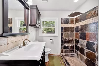 415 S Dallas Avenue, Lancaster, TX 75146 - Photo 20