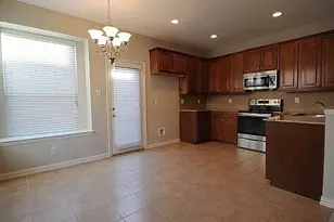3652 Vienna St, Irving, TX 75038 - Photo 8