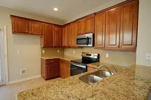 3652 Vienna St, Irving, TX 75038 - Photo 10