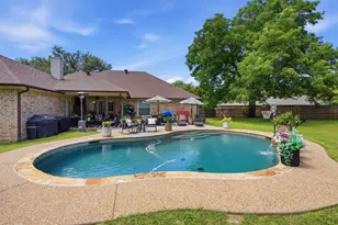 4406 Two Creek Ct, Granbury, TX 76049 - Photo 28