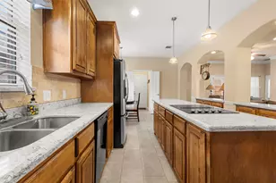 207 Red Wolf Ln, Red Oak, TX 75154 - Photo 16