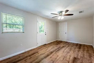 1762 N McCart St, Stephenville, TX 76401 - Photo 18