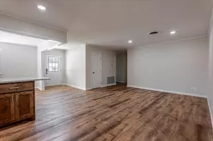 1762 N McCart St, Stephenville, TX 76401 - Photo 14