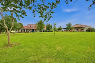 1808 Teller Bell Ln, Granbury, TX 76049 - Photo 1
