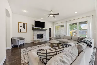 833 Fireside Drive, Little Elm, TX 76227 - Photo 6
