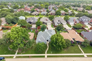 1662 Waterford Dr, Lewisville, TX 75077 - Photo 2