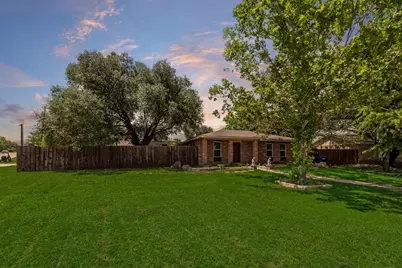 920 Meadowdale Drive, Royse City, TX 75189 - Photo 30