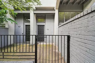 3618 Gillespie St, Dallas, TX 75219 - Photo 2