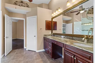 14588 Poe Court, Addison, TX 75001 - Photo 20