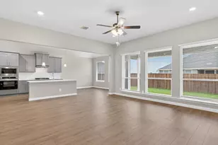 4928 Simmental Dr, Arlington, TX 76001 - Photo 12