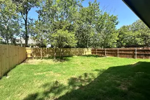 2216 Langford St, Greenville, TX 75401 - Photo 16