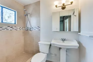 14423 Sunrose Ln, Farmers Branch, TX 75234 - Photo 22